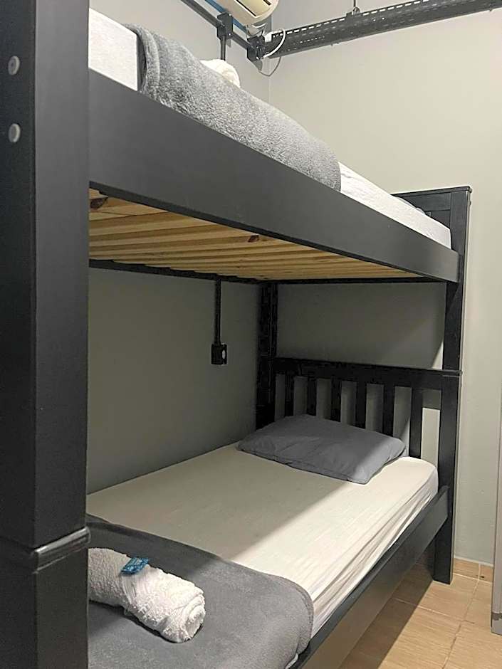 Esquina 8 Suítes Confort & Hostel