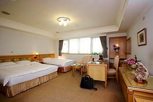 Kingdom Hotel