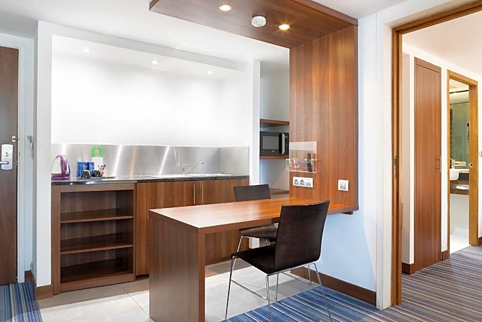 Holiday Inn Marseille Airport By IHG