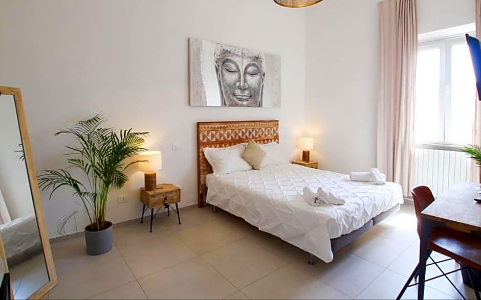 Travel B&B