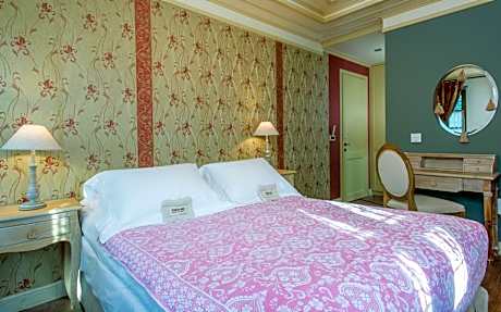 Design Double Room with Mountain View