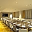 Envoy Hotel
