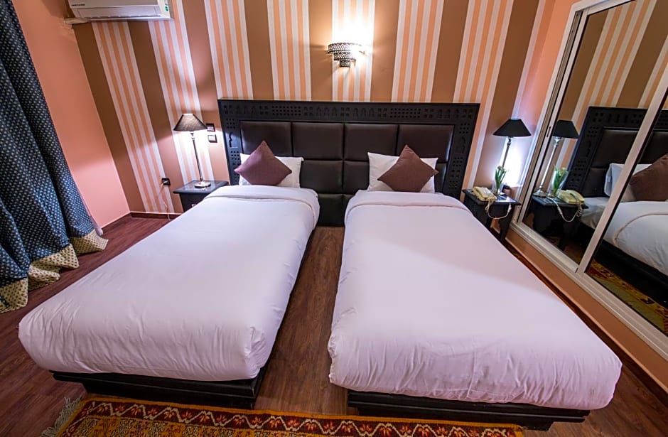 Hotel Akouas