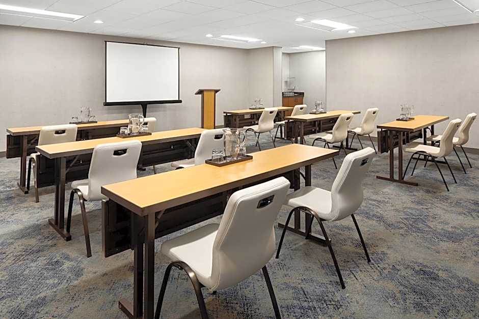 Courtyard by Marriott Minneapolis Downtown