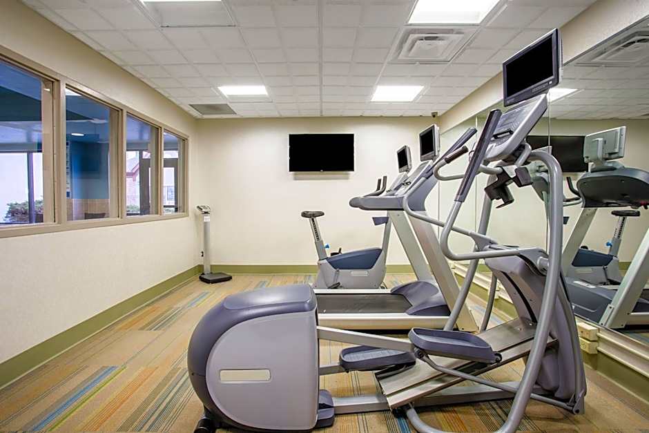 Holiday Inn Express Hotel and Suites Fort Wayne By IHG