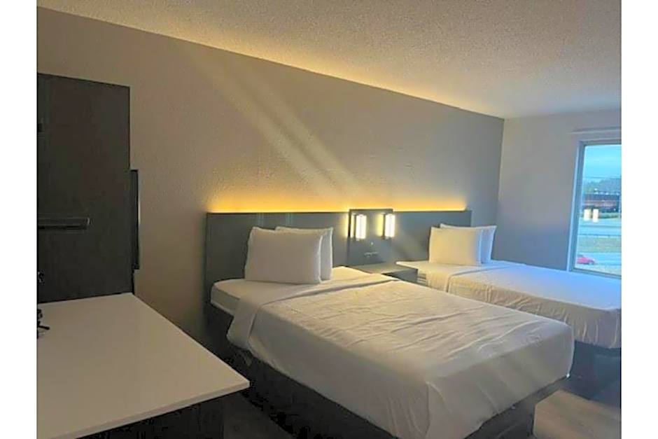 Studio 6 Suites Norcross, GA