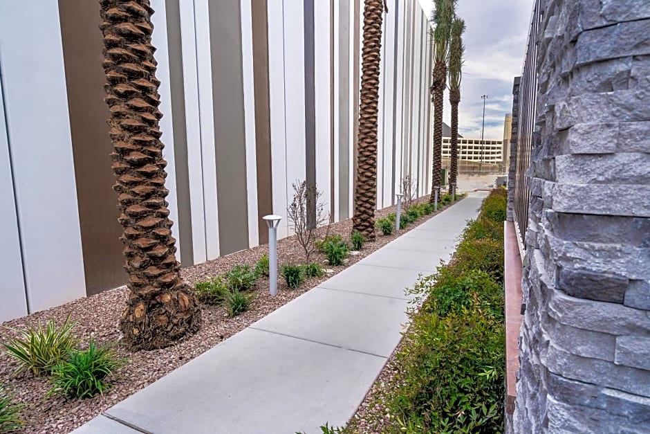 Home2 Suites by Hilton Las Vegas City Center