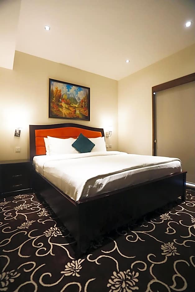 Naylover Hotel Suites
