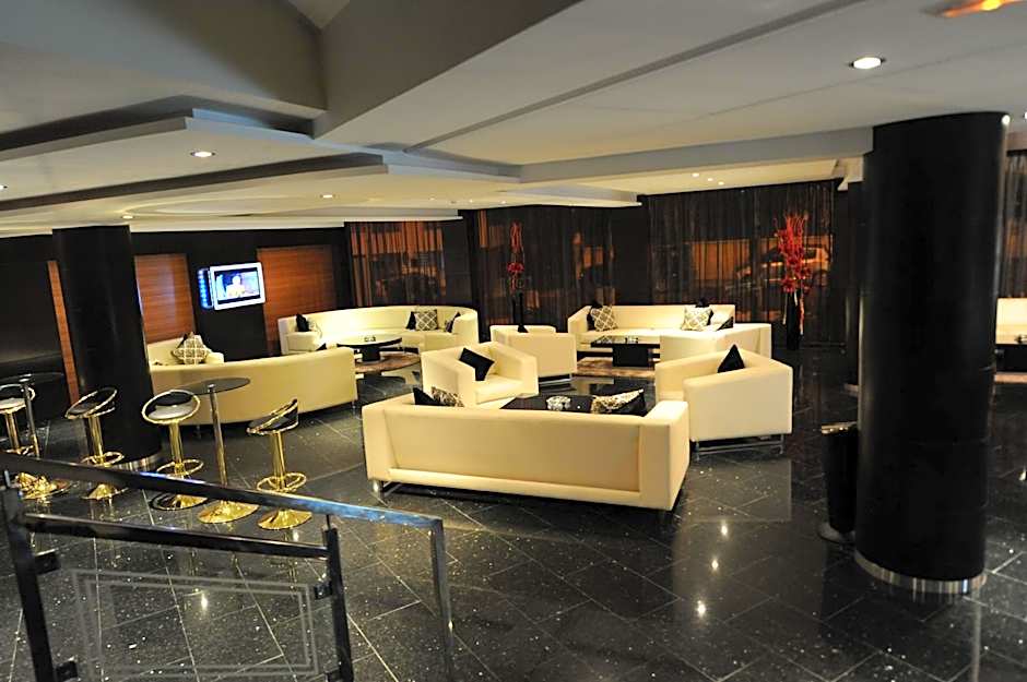 Rive Hotel