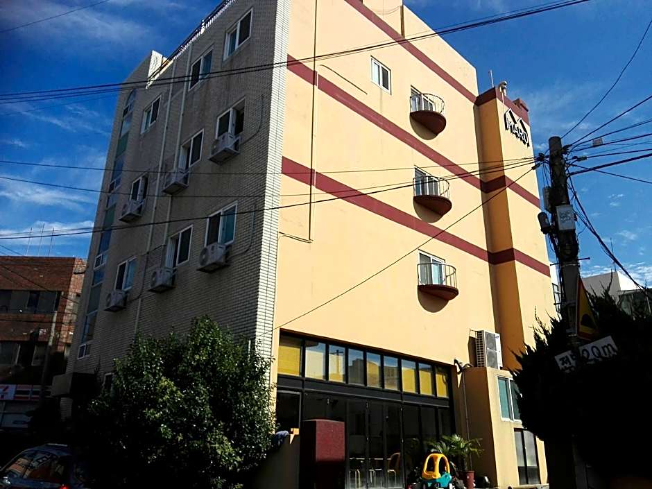 Maro Hostel