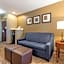 Comfort Inn & Suites Russellville I-40