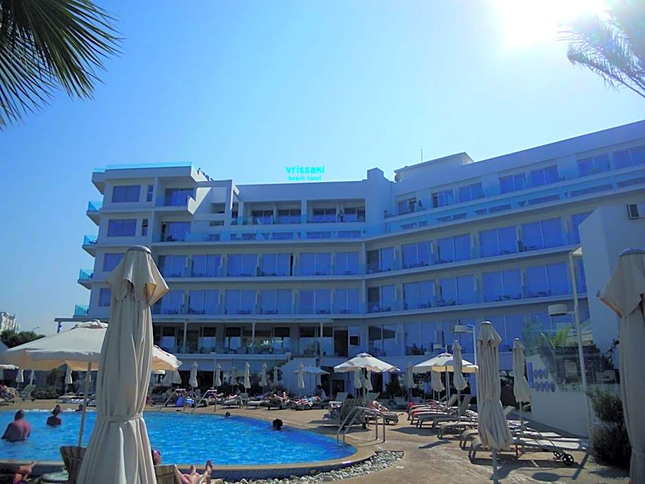 Vrissaki Beach Hotel