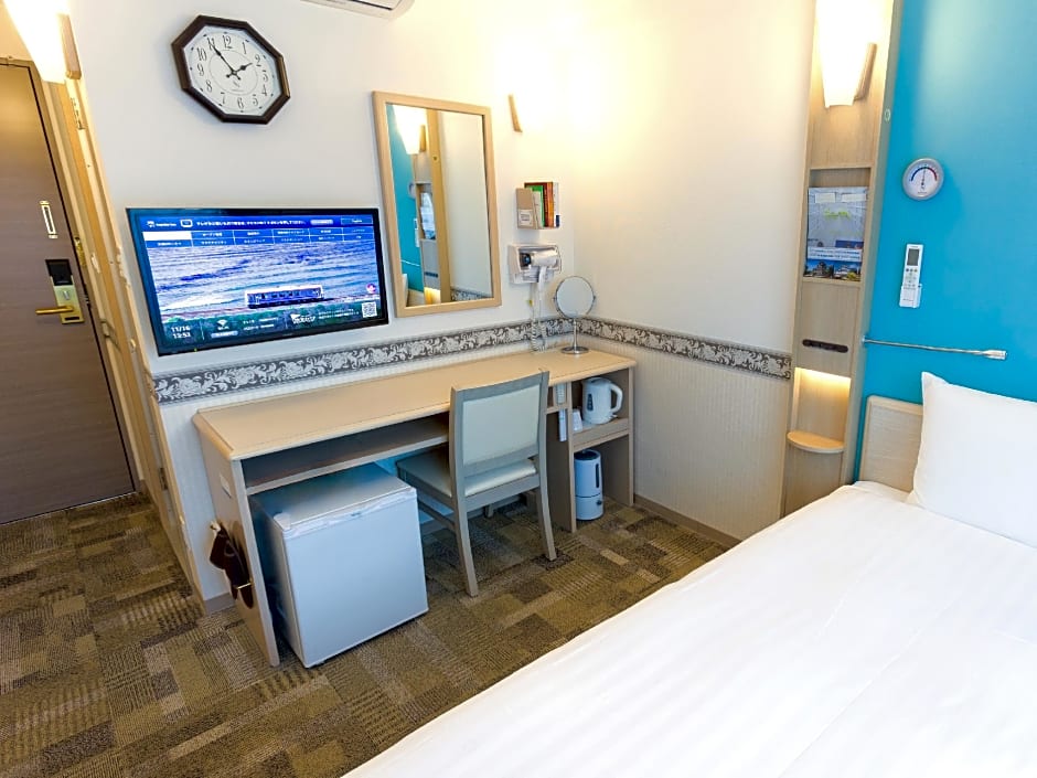 Toyoko Inn Saitama Misato Ekimae