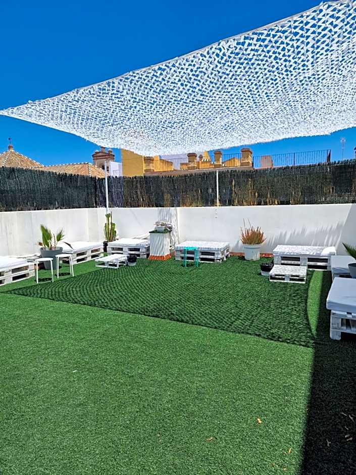 Hotel y Apartamentos Doña Lola