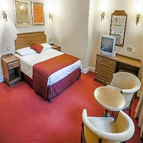 Executive King Bed