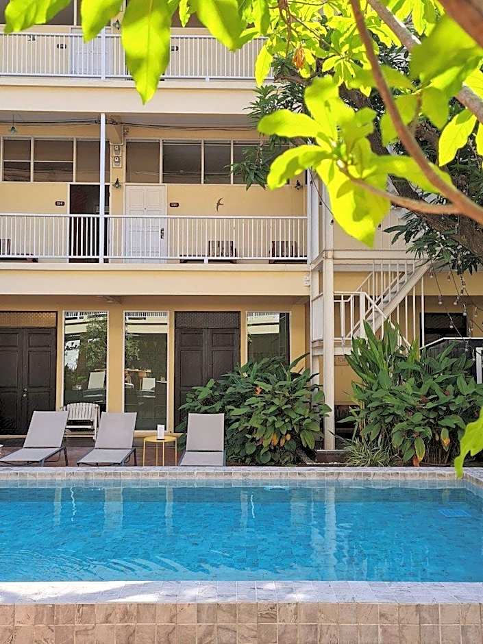 Feung Nakorn Balcony