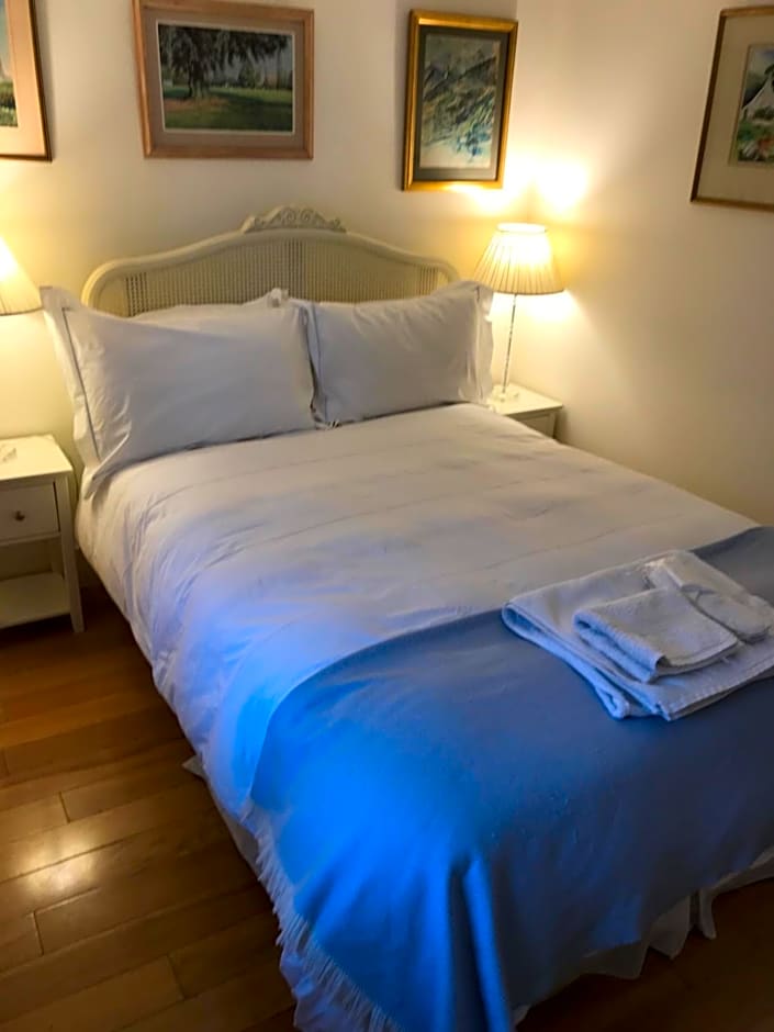Fulham B&B – London