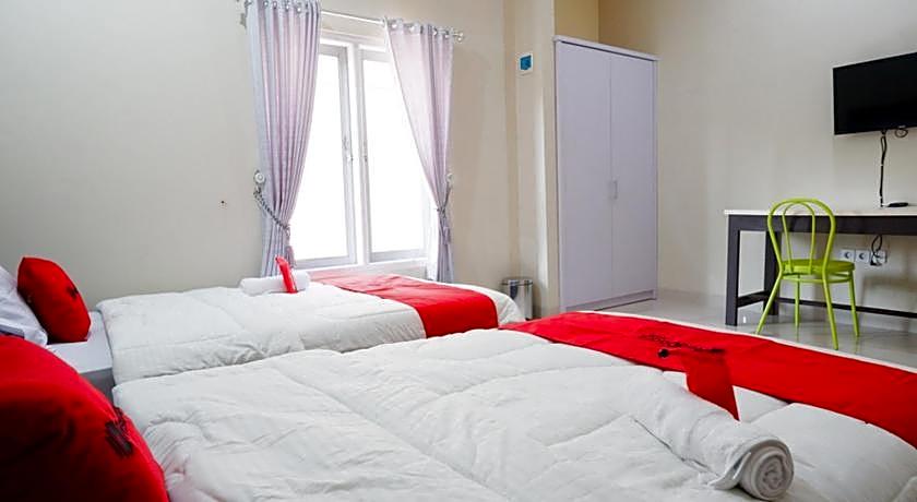 RedDoorz Syariah near RSUD Margono Purwokerto