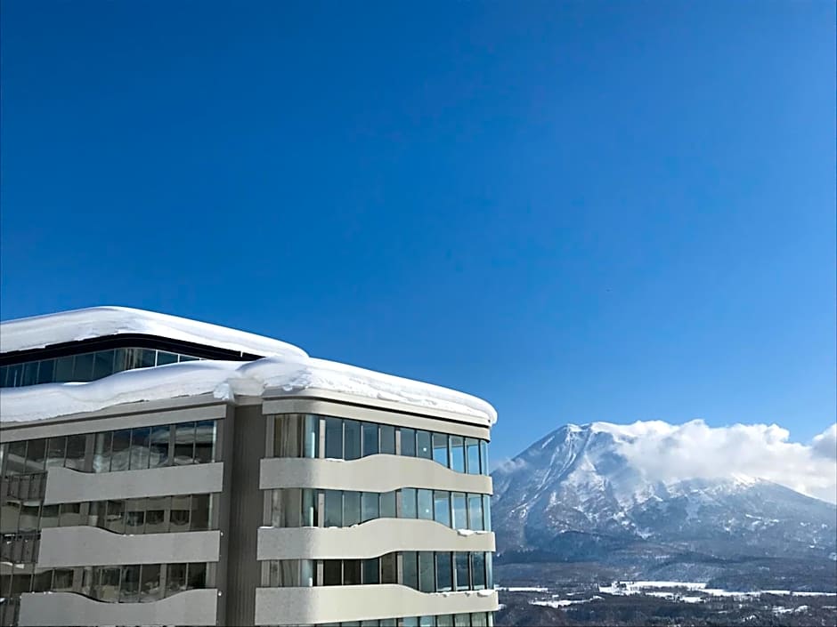 Skye Niseko