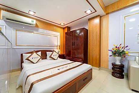 Apartment with Shower