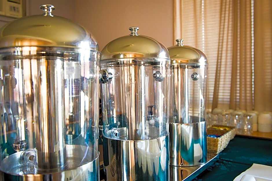 Cherry Blossom Motor Inn