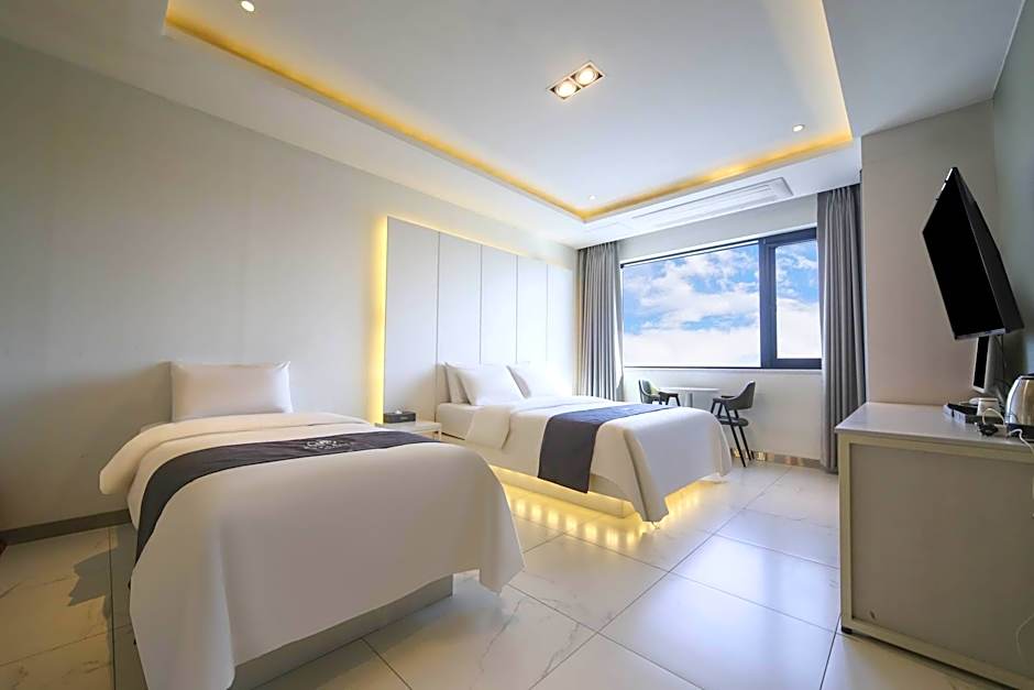 Rosabell Hotel