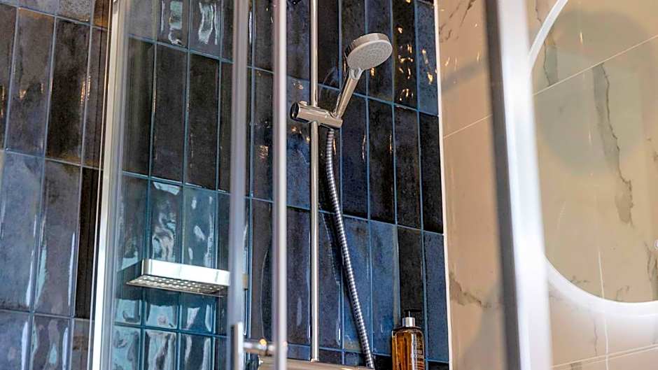 Brisbane House Hotel