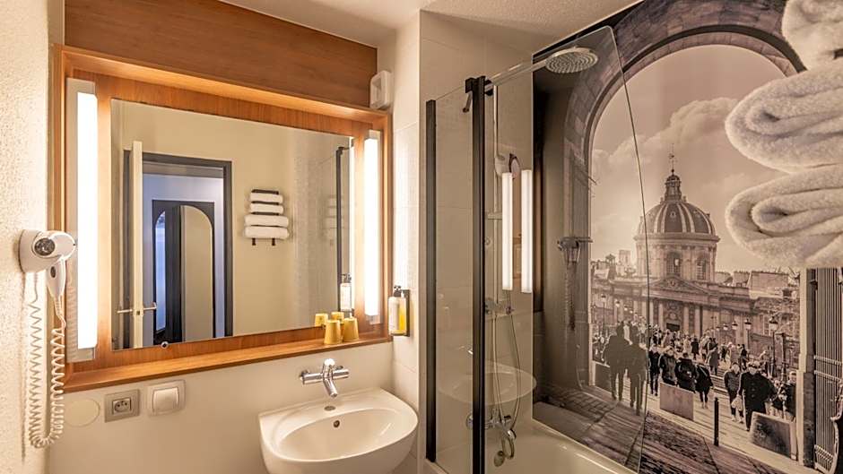 Campanile PRIME - Paris Bobigny