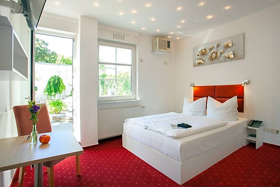 Relax Hotel & SPA Stuttgart