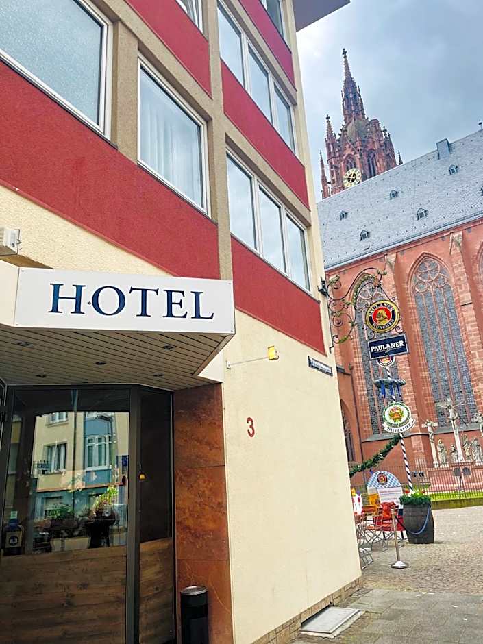 Paulaner am Dom Hotel