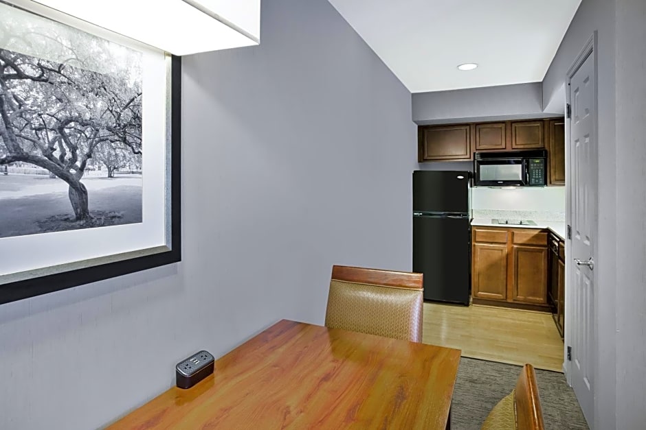 Homewood Suites Dayton-Fairborn – Fairborn, OH