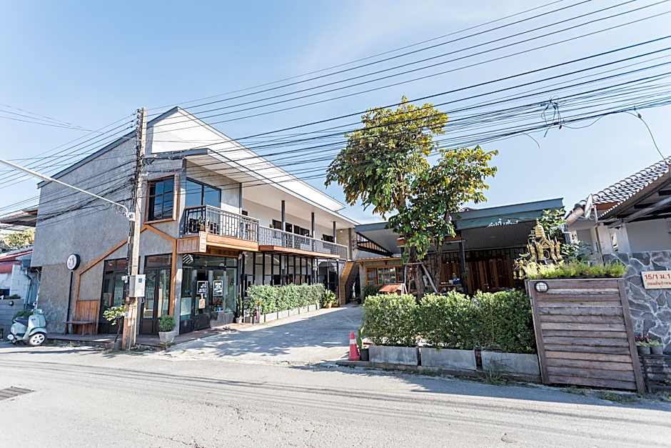 Sleepy House Chiang Rai