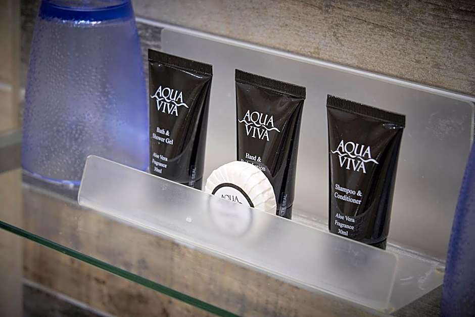 Kingston Theatre Hotel