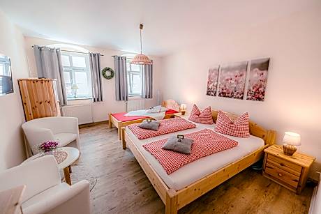 Dreibettzimmer-Ensuite Dusche