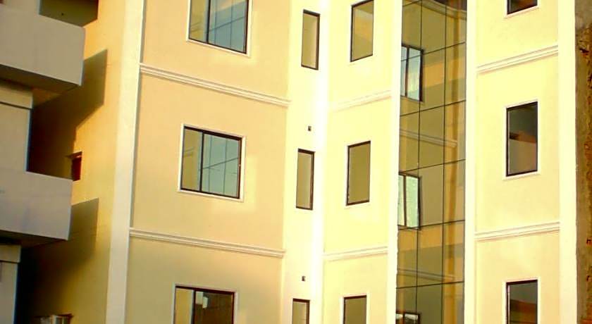 Hotel Sarovar Regency