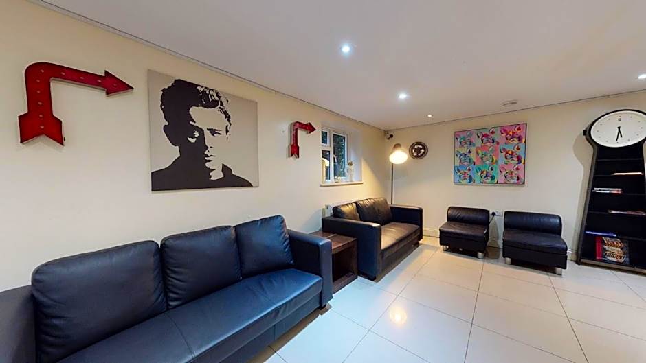Mapesbury Hostel London