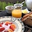 Bay Water Views Bed & Breakfast