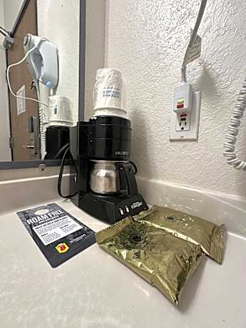 Queen Room - Disability Access - Non-Smoking