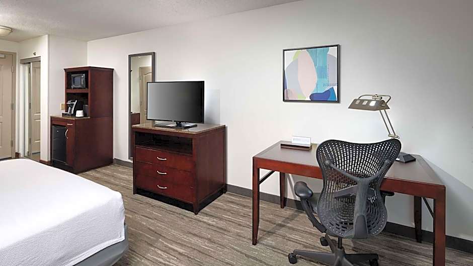 Photo 1 of 6 of Premium 1 King Bed
