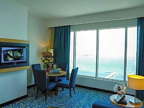 Harbour Suites Hotel