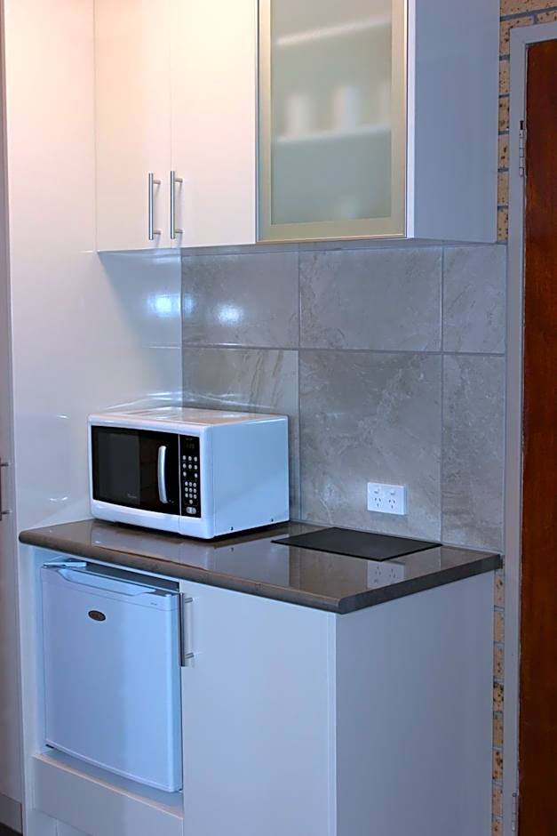 Colac Mid City Motor Inn