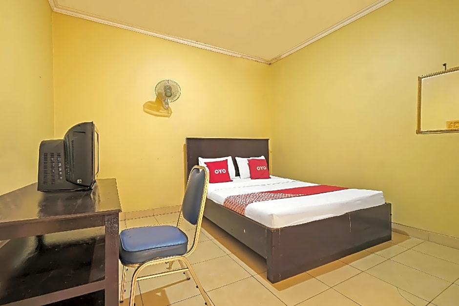 OYO 92485 Hotel Family