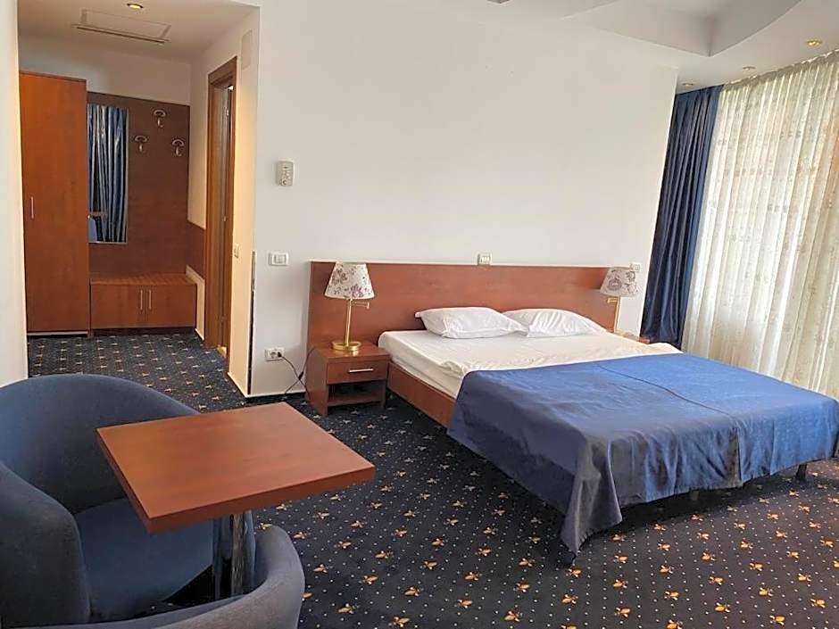 Samaa Hotel