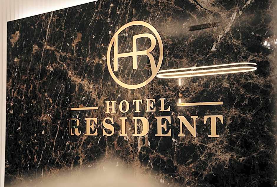 Hotel Resident