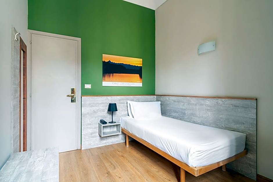 Green Class Hotel Astoria