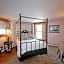 Highland Lake Inn
