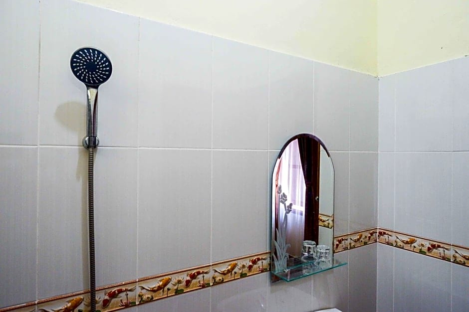 Roemah Beong Syariah at Desa Wisata Kembanglimus Mitra RedDoorz