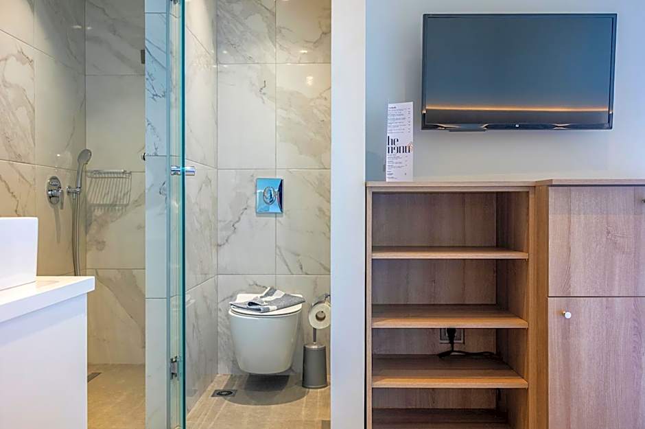 Sonia Hotel & Suites - Adults Only