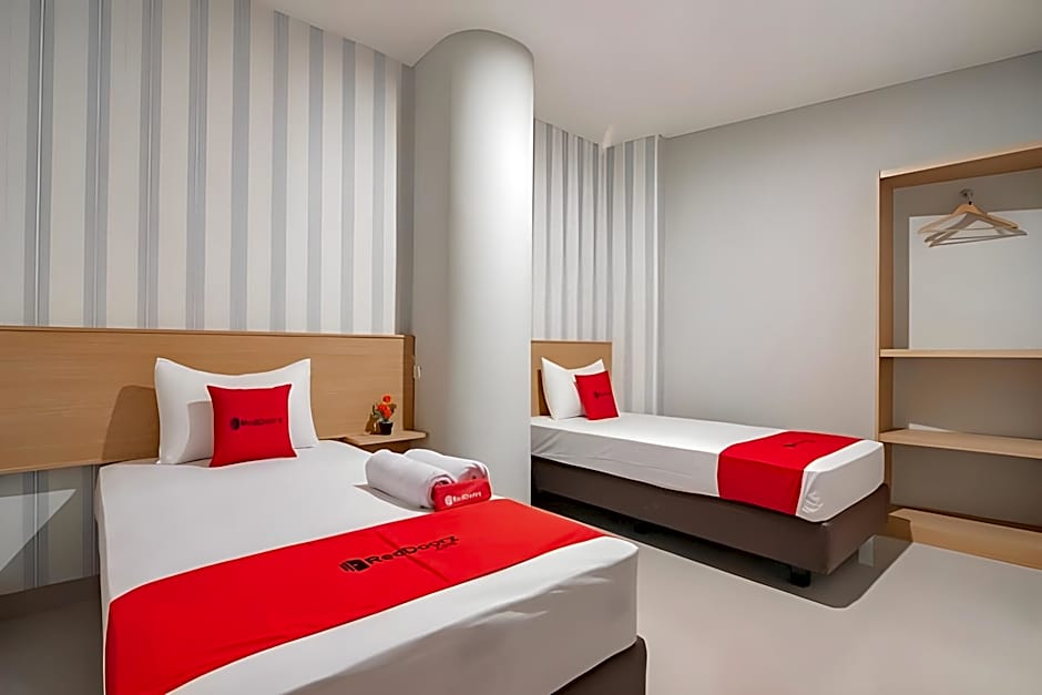 Sans Stay Karapitan Street