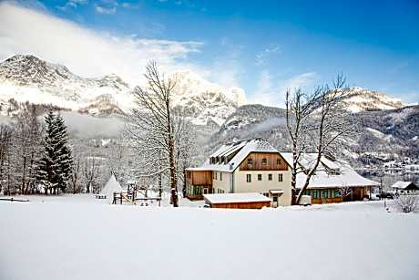 JUFA Hotel Grundlsee